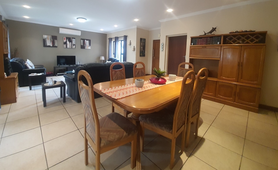3 Bedroom Property for Sale in Melodie North West